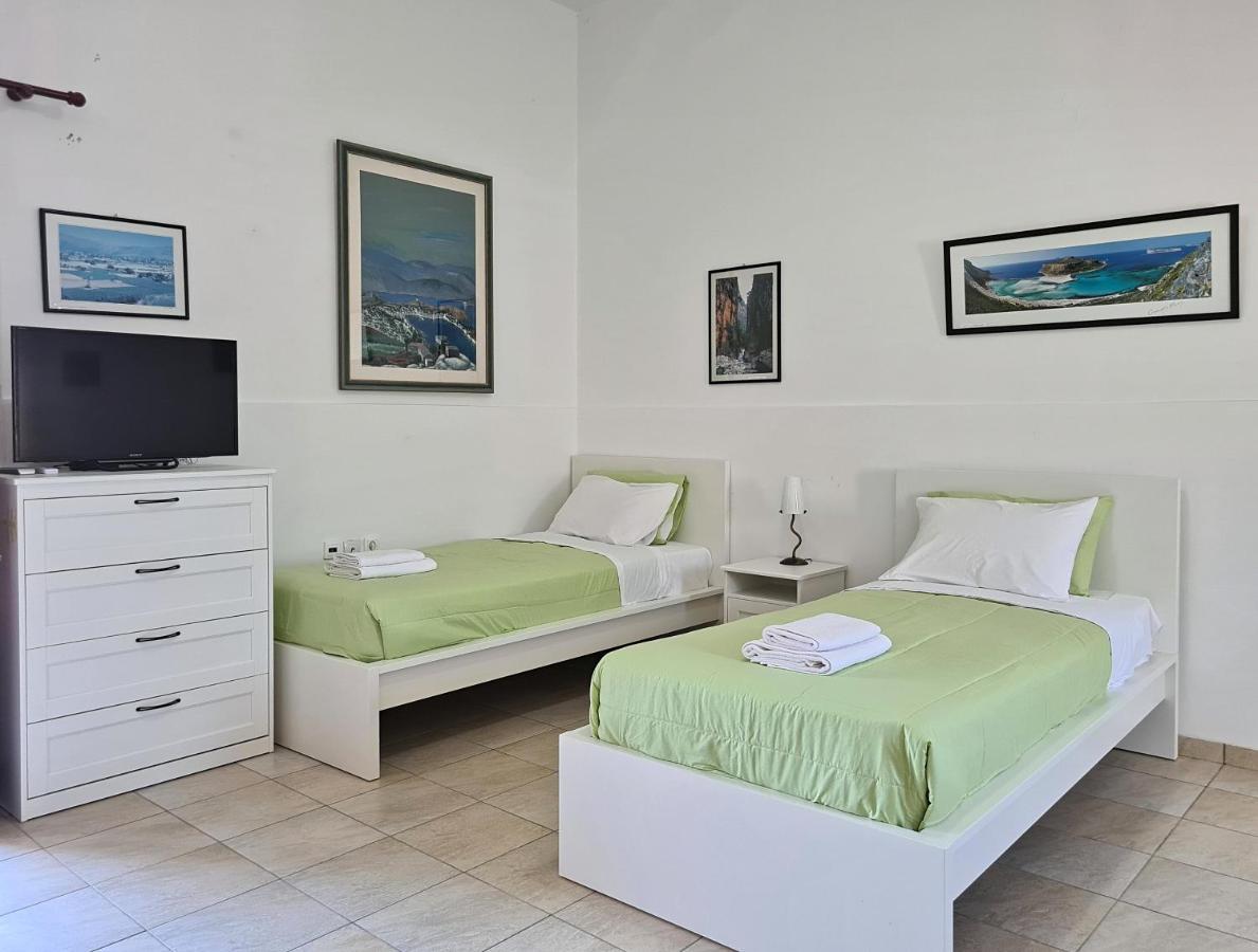 Enastron Vacation House Kissamos Ngoại thất bức ảnh